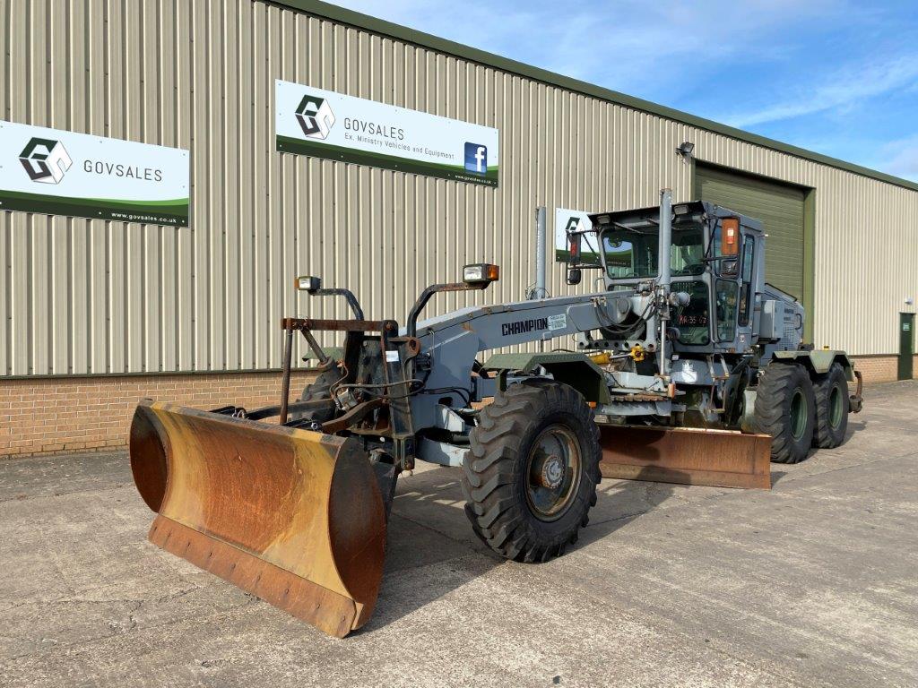 Champion 726A VHP 6×6 Grader