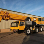 Liebherr LTM1120 crane Liebherr LTM1120 crane