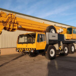 Liebherr LTM1120 crane Liebherr LTM1120 crane