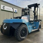 SMV 25-1200B 25 Ton Capacity Forklift SMV 25-1200B 25 Ton Capacity Forklift