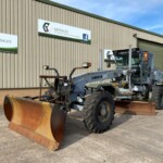 ex military vehicles champion 726a vhp 6x6 grader ex military vehicles champion 726a vhp 6x6 grader 50480_003 photo