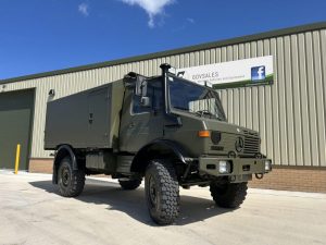 Mercedes Unimog U1550L 4×4 Box Truck