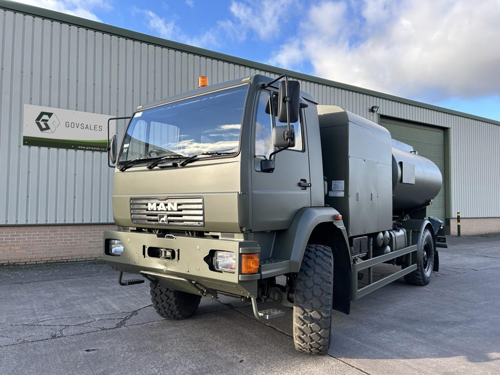 Ex Military - MAN 4×4 Aviation Fuel Delivery Tanker Truck (Latest-Stock)